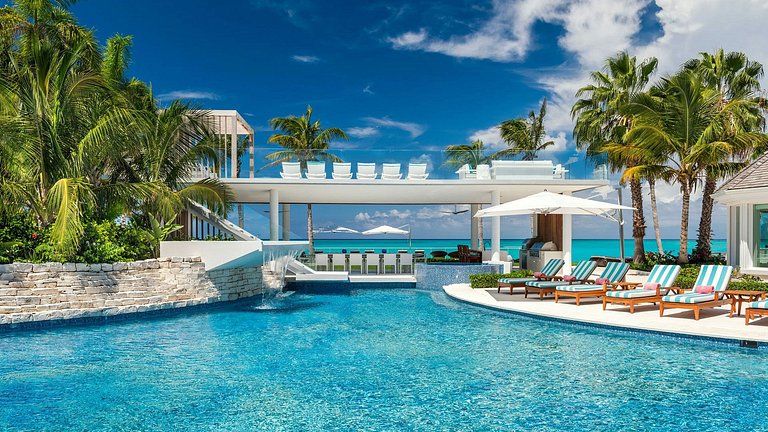 Tci007 - Villa de luxe en bord de mer à Grace Bay