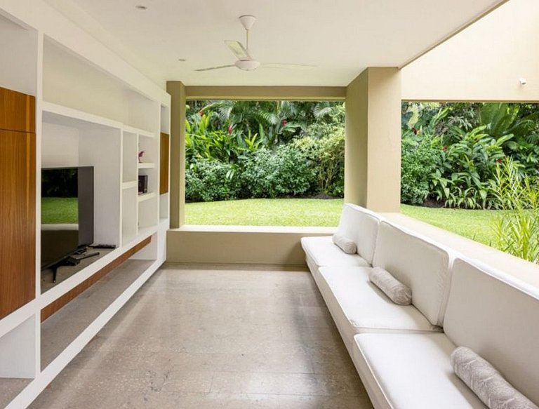 Anp081 – Maison moderne avec piscine à Mesa de Yeguas
