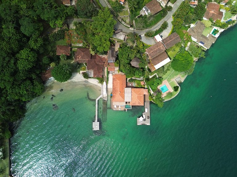 Ang064 - Luxury oceanfront villa in Angra os Reis