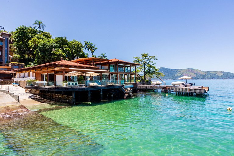 Ang064 - Casa de luxo em Angra dos Reis