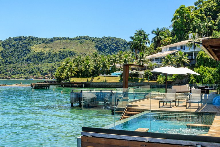 Ang064 - Casa de luxo em Angra dos Reis