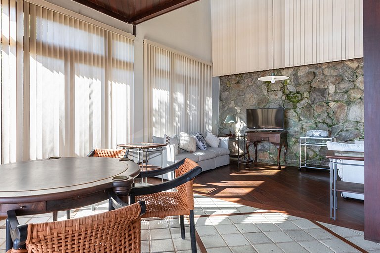 Ang064 - Luxury oceanfront villa in Angra os Reis