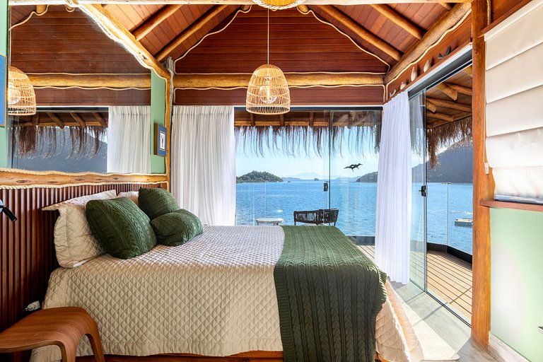 Ang064 - Luxury oceanfront villa in Angra os Reis
