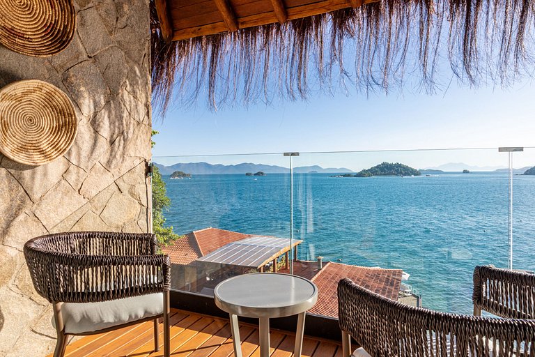 Ang064 - Luxury oceanfront villa in Angra os Reis