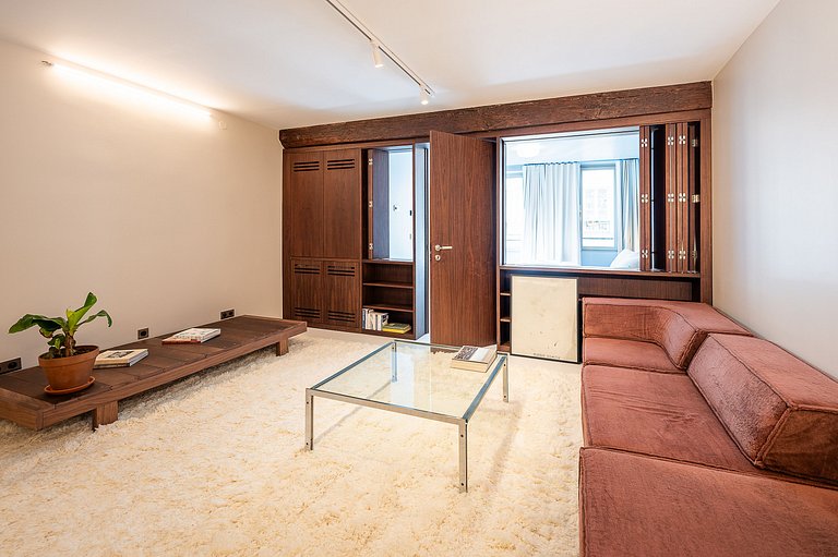 Par050 - Parisian townhouse with 4 bedrooms