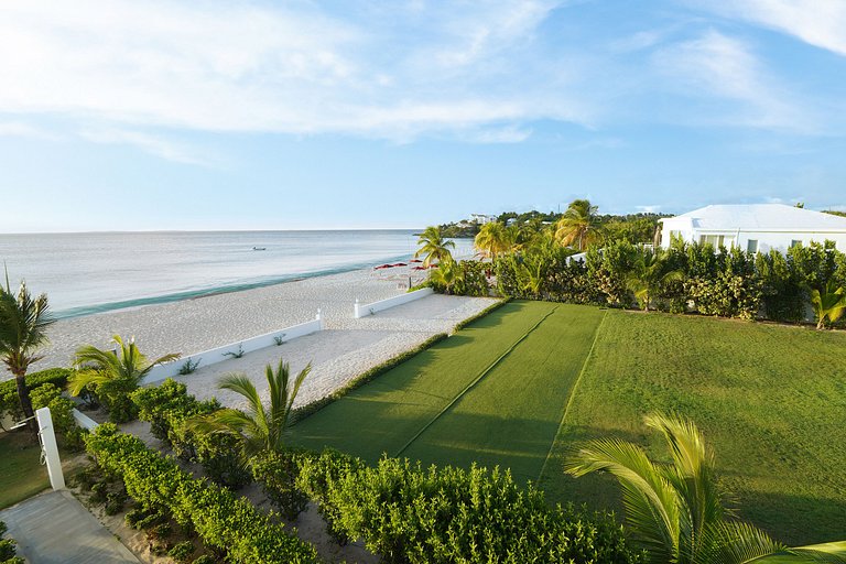 Aia003 – Beachfront villa in Meads Bay, Anguilla
