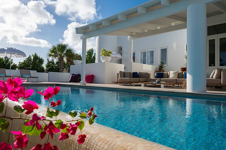 Aia007 – Villa moderna com piscina em West End, Anguilla