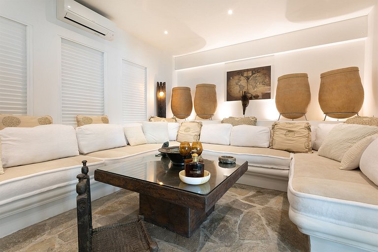Sxm003 – Ultra-luxury villa with pool on Baie Rouge Beach