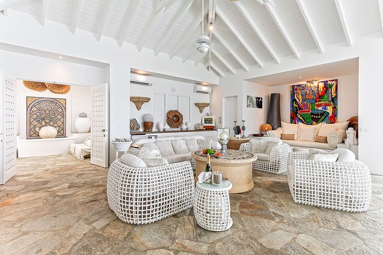 Sxm003 – Ultra-luxury villa with pool on Baie Rouge Beach