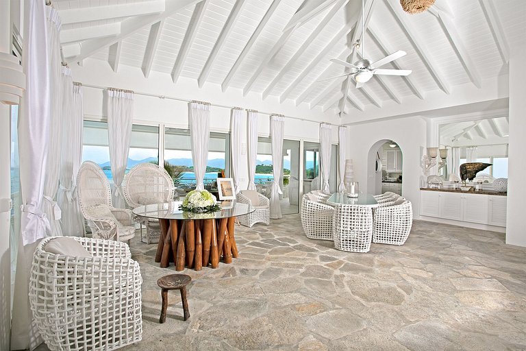 Sxm003 – Villa ultra luxe avec piscine à Baie Rouge Beach