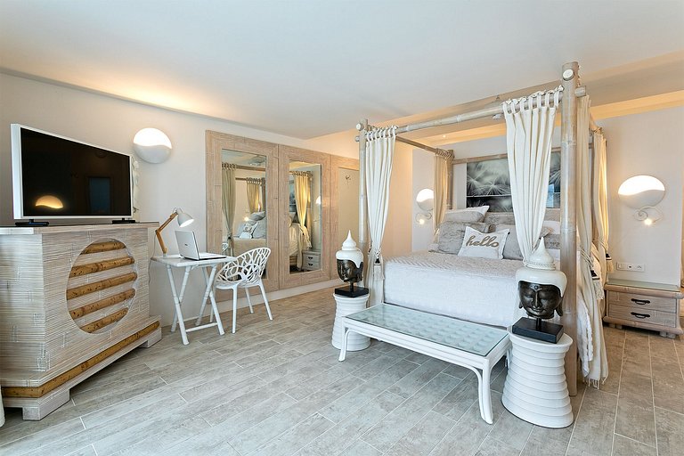 Sxm003 – Ultra-luxury villa with pool on Baie Rouge Beach