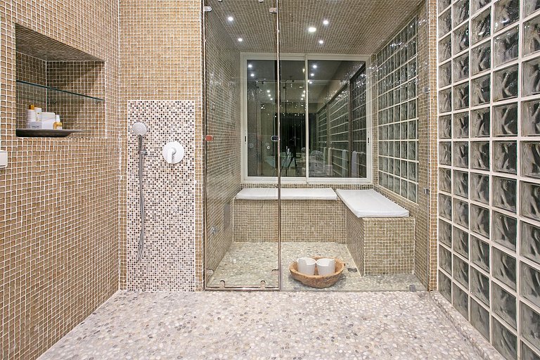 Sxm003 – Ultra-luxury villa with pool on Baie Rouge Beach