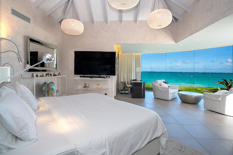 Sxm004 – Villa de luxe en bord de mer avec spa à Baie Rouge