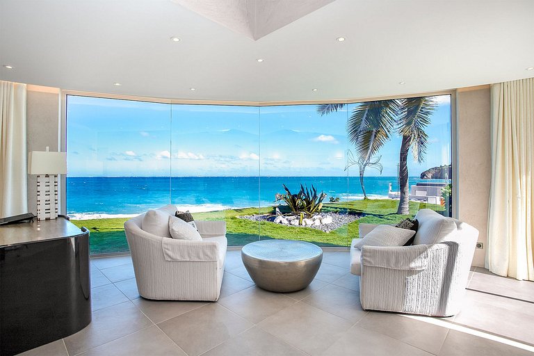 Sxm004 – Villa de lujo frente al mar con spa en Baie Rouge