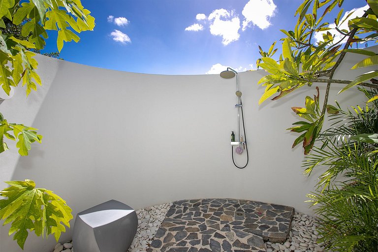 Sxm004 – Villa de lujo frente al mar con spa en Baie Rouge