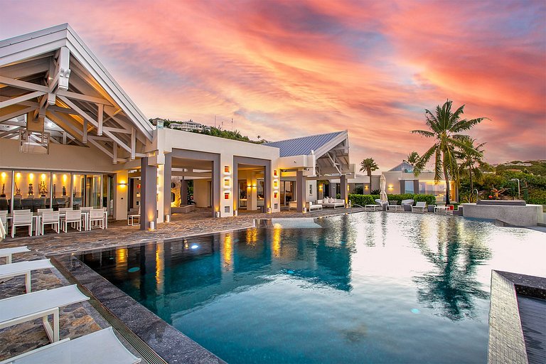 Sxm004 – Villa de luxe en bord de mer avec spa à Baie Rouge
