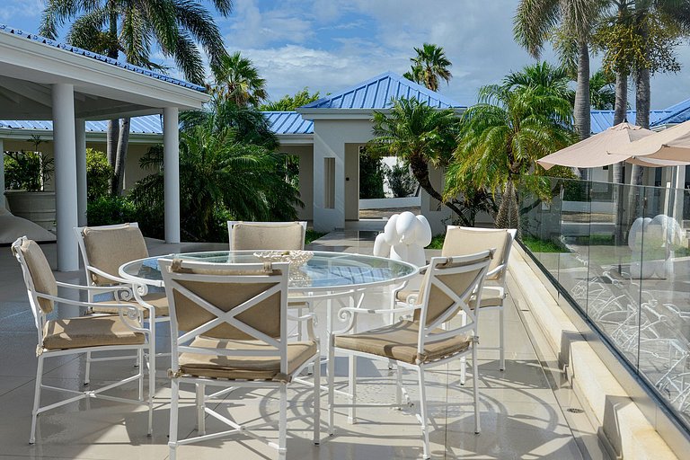 Sxm005 – Oceanview villa above Baie Rouge Beach
