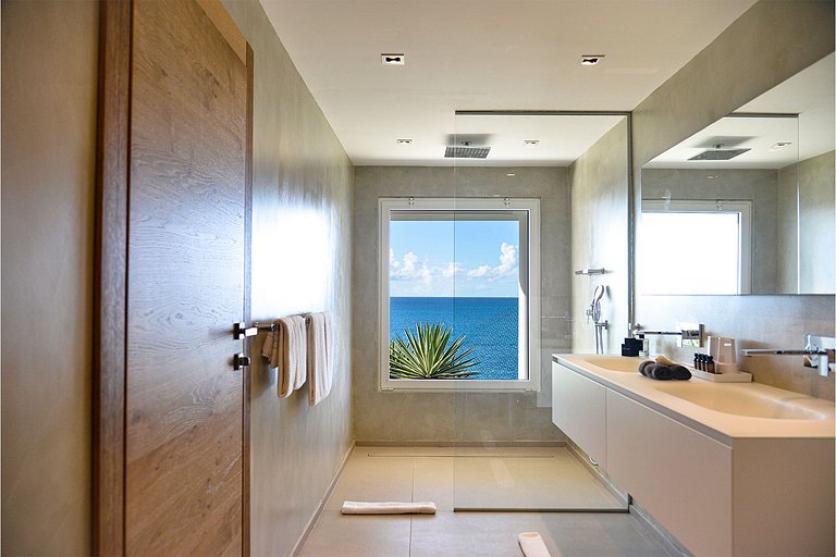 Sxm005 – Villa avec vue sur mer à Baie Rouge Beach