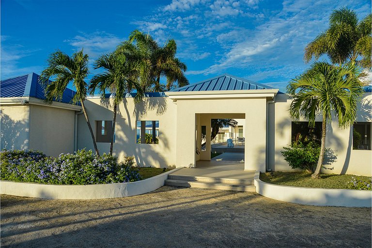 Sxm005 – Villa avec vue sur mer à Baie Rouge Beach