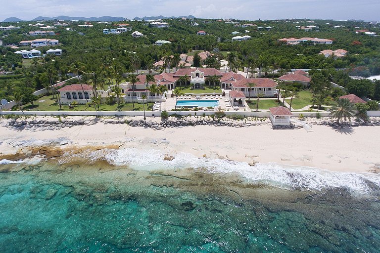 Sxm006 – Villa frente al mar con piscina y tenis en Plum Bay
