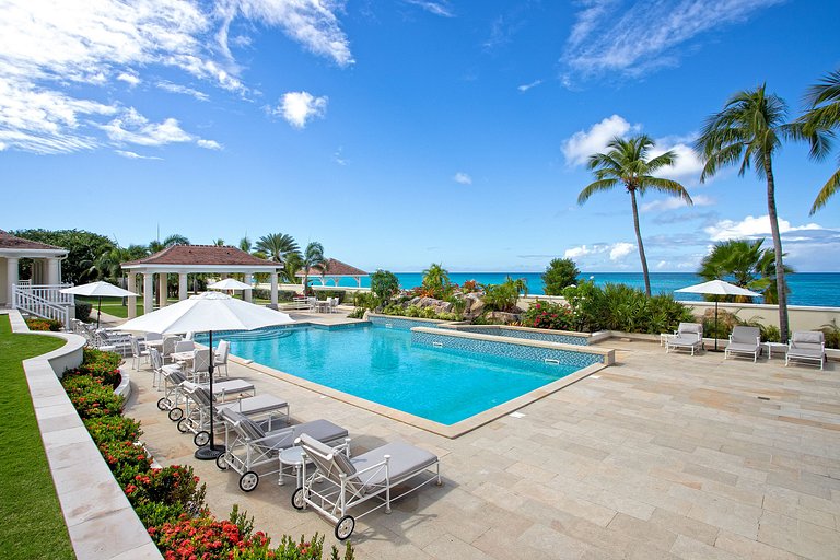 Sxm006 – Villa frente al mar con piscina y tenis en Plum Bay
