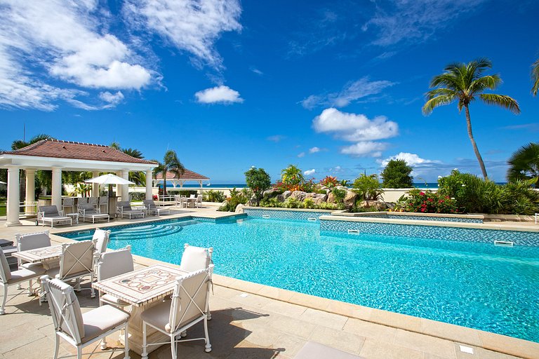 Sxm006 – Villa frente al mar con piscina y tenis en Plum Bay