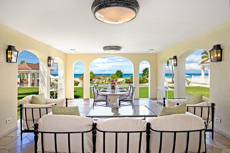 Sxm006 – Villa frente al mar con piscina y tenis en Plum Bay