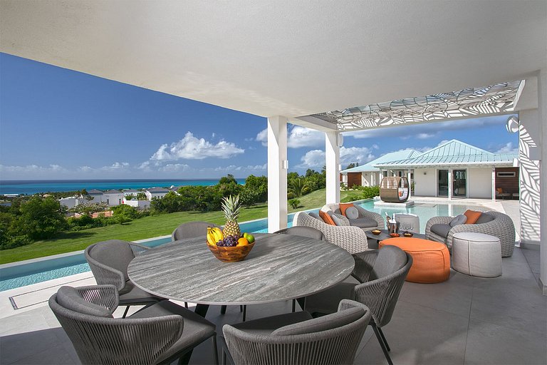 Sxm007 – Stylish sea-view villa with pool in Terres Basses