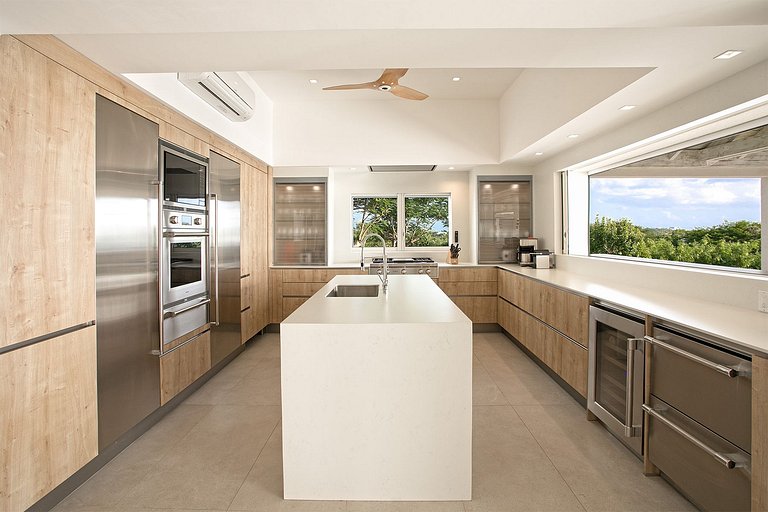 Sxm007 – Stylish sea-view villa with pool in Terres Basses