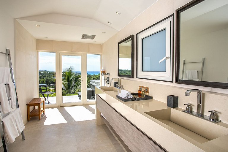 Sxm007 – Stylish sea-view villa with pool in Terres Basses