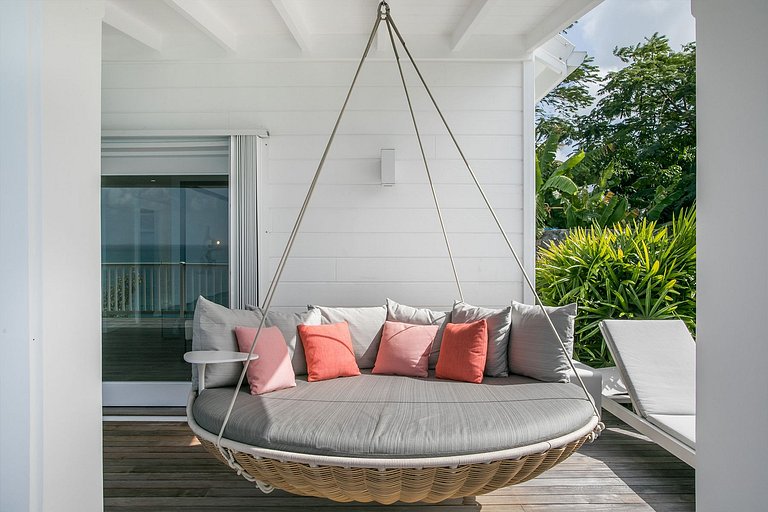 Sxm008 – Oceanview villa with garden in Baie Rouge Beach