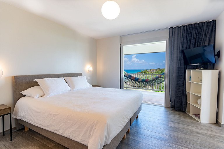 Sxm008 – Villa avec vue mer et jardin à Baie Rouge Beach