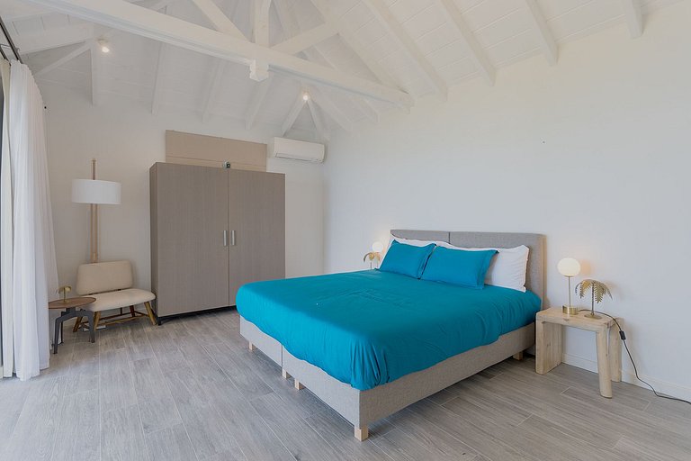 Sxm008 – Villa avec vue mer et jardin à Baie Rouge Beach