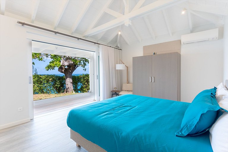 Sxm008 – Oceanview villa with garden in Baie Rouge Beach