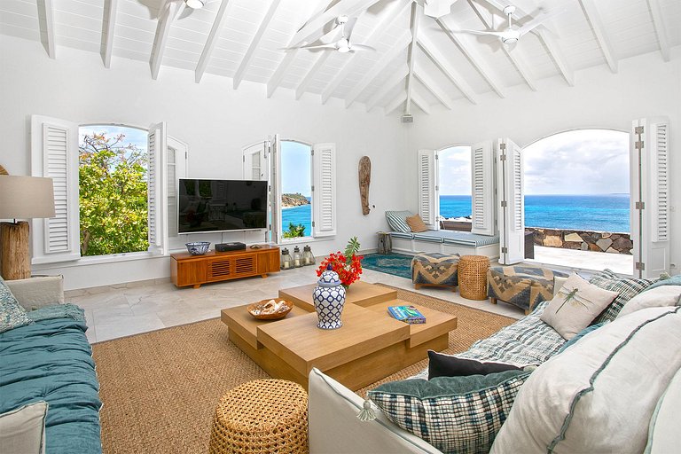 Sxm009 – Villa élégante avec vue mer à Baie Rouge Beach