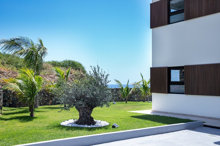 Sxm012 – Oceanfront luxury villa in Indigo Bay