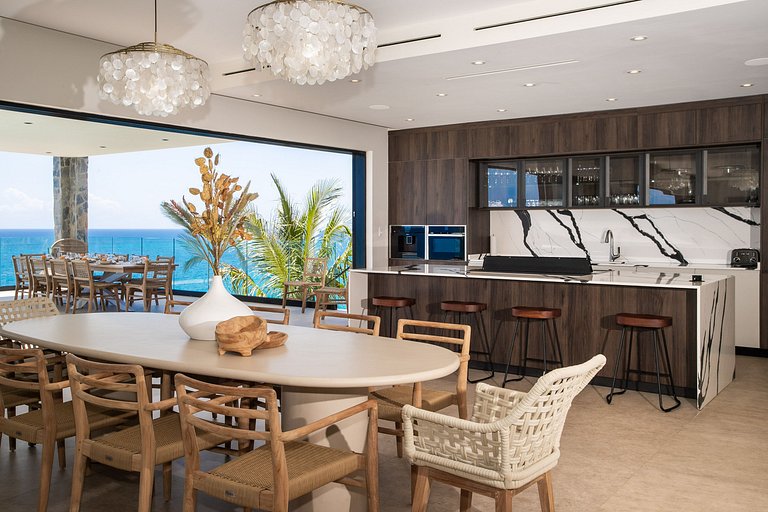 Sxm012 – Oceanfront luxury villa in Indigo Bay