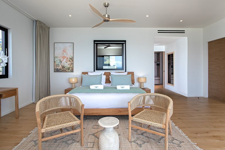 Sxm012 – Oceanfront luxury villa in Indigo Bay