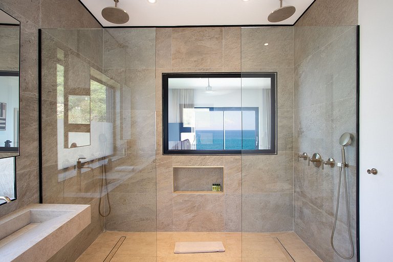 Sxm012 – Oceanfront luxury villa in Indigo Bay