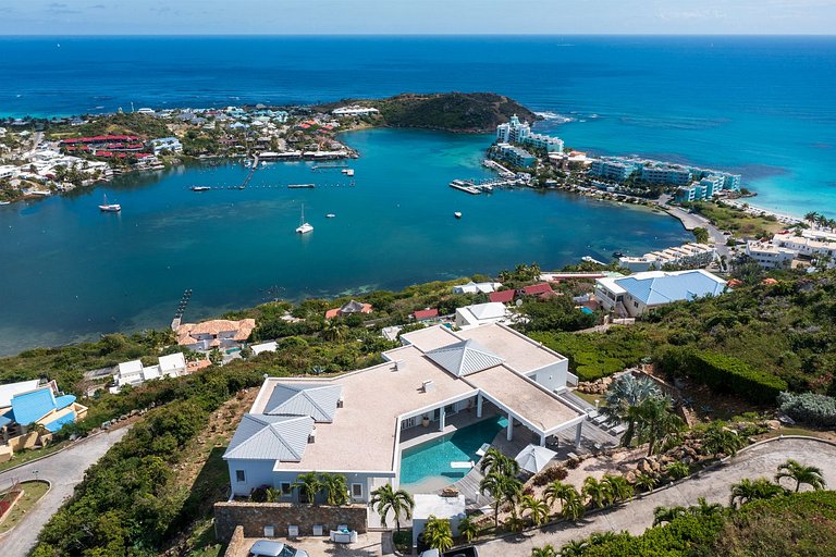 Sxm014 – Panoramic-view villa with pool in Oyster Pond