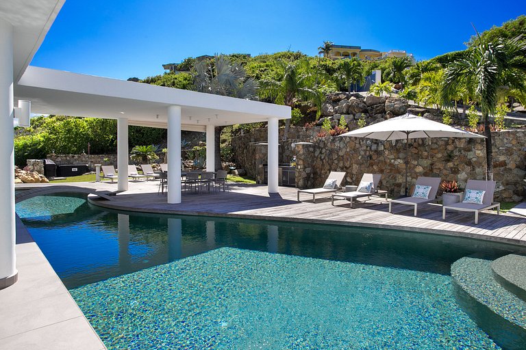 Sxm014 – Villa com vista panorâmica e piscina em Oyster Pond