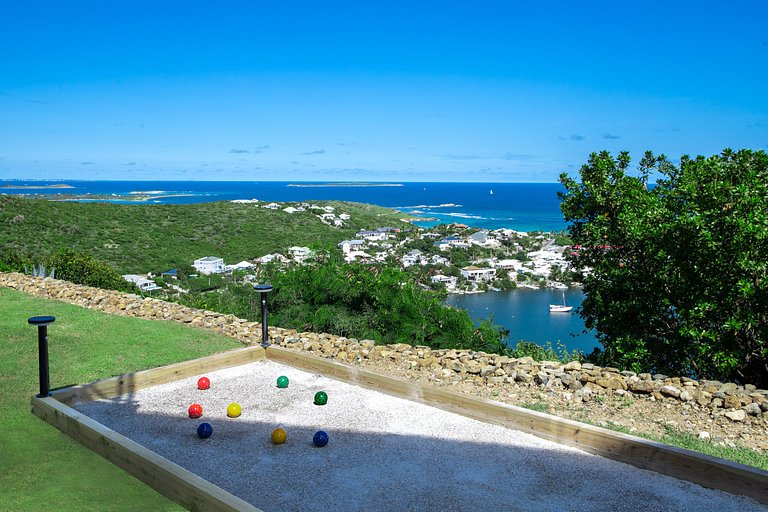 Sxm014 – Panoramic-view villa with pool in Oyster Pond