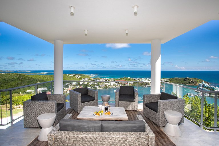 Sxm014 – Panoramic-view villa with pool in Oyster Pond