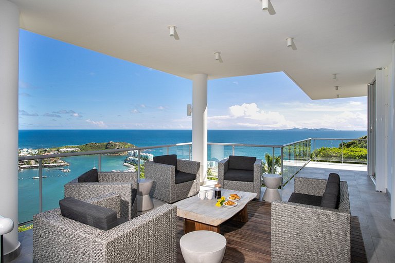 Sxm014 – Panoramic-view villa with pool in Oyster Pond