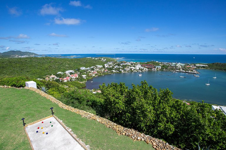 Sxm014 – Panoramic-view villa with pool in Oyster Pond