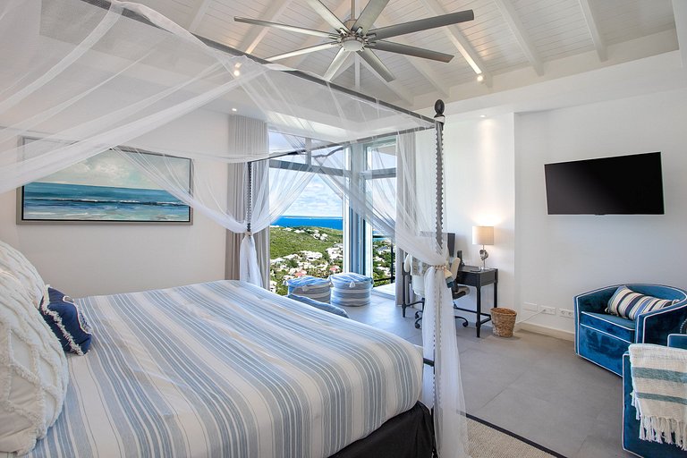 Sxm014 – Panoramic-view villa with pool in Oyster Pond