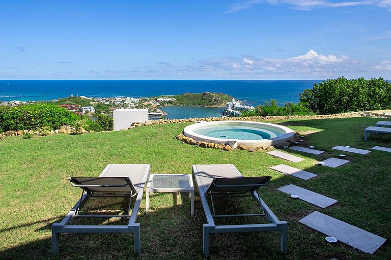 Sxm014 – Villa con vista panorámica y piscina en Oyster Pond