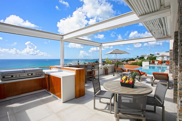 Sxm027 – Luxury villa with sea views in Pelican Key
