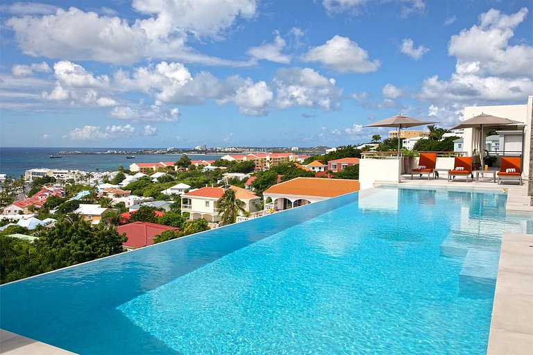 Sxm027 – Villa de lujo con vista al mar en Pelican Key