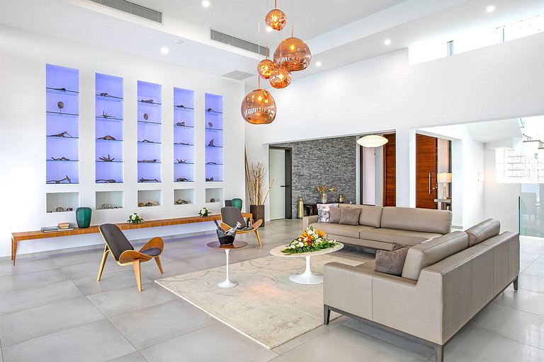 Sxm027 – Luxury villa with sea views in Pelican Key